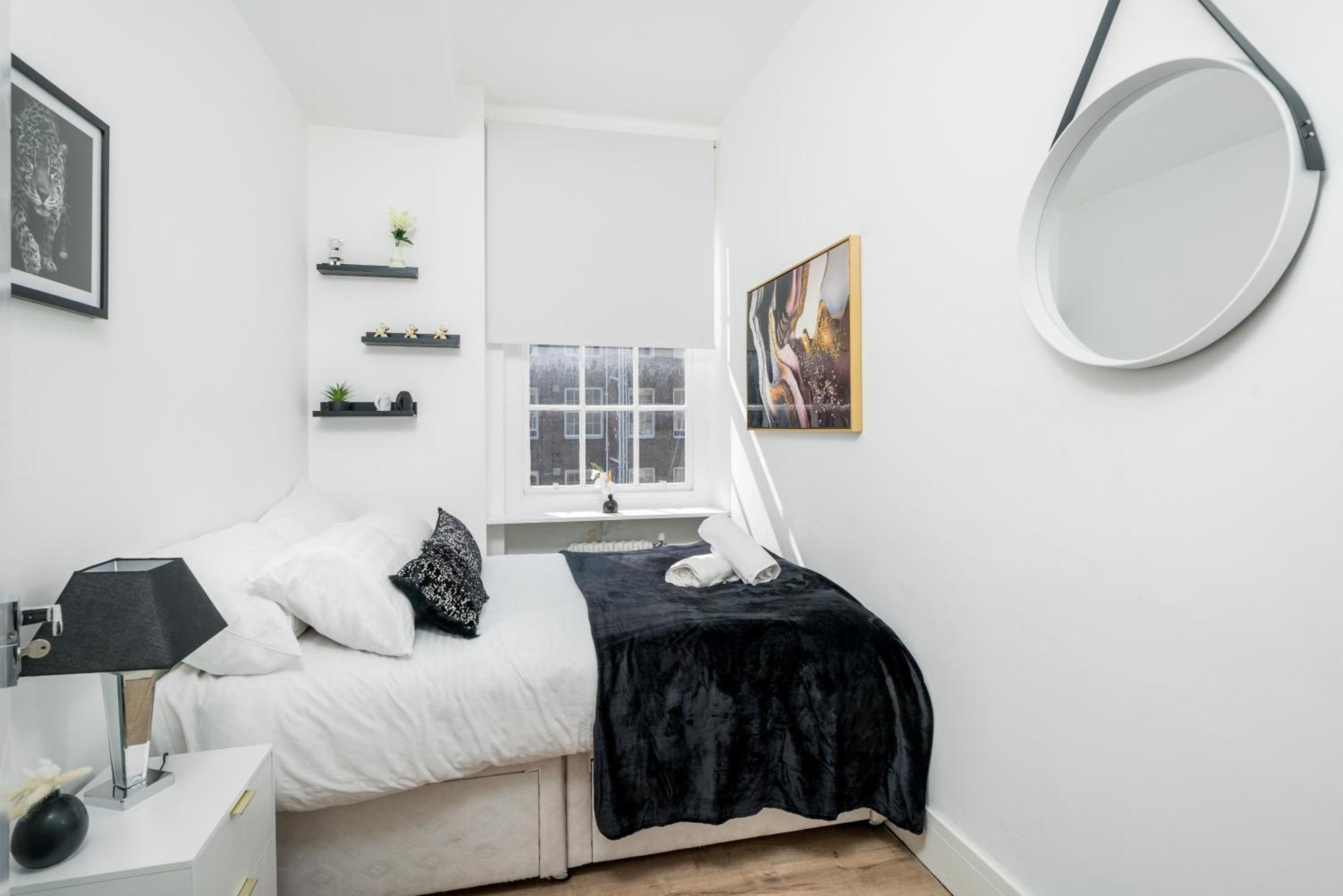Queensway Dream, Hyde Park Apartment London