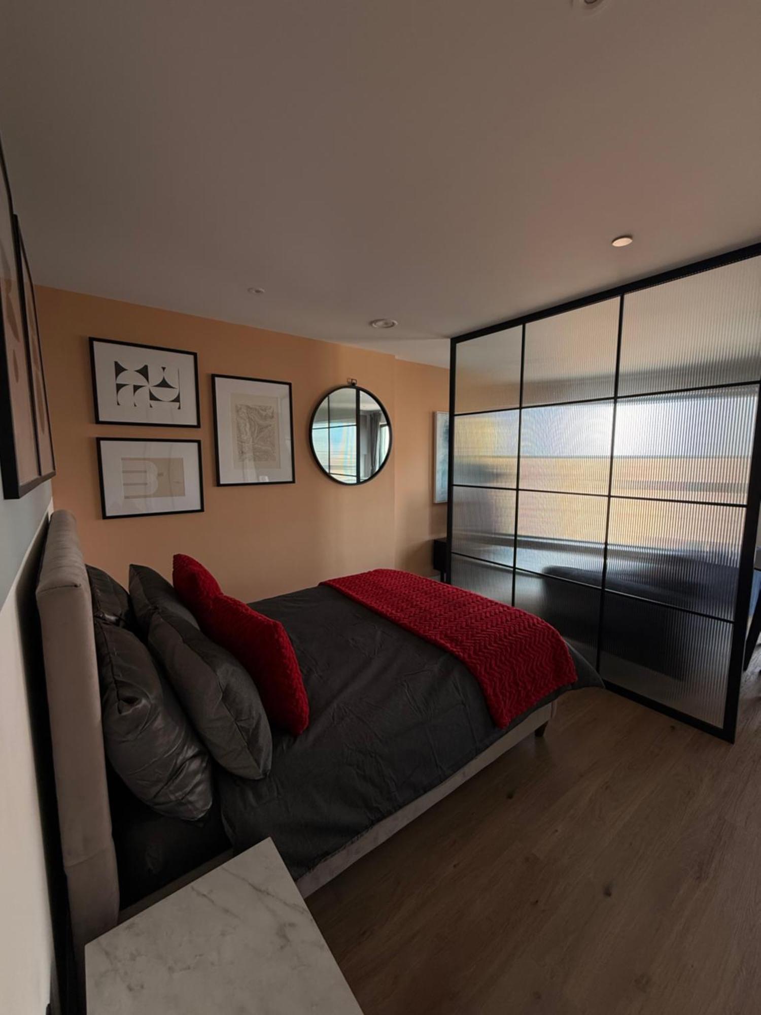 Apartment Sky Near O2, Olympic Stadium Canary Wharf London