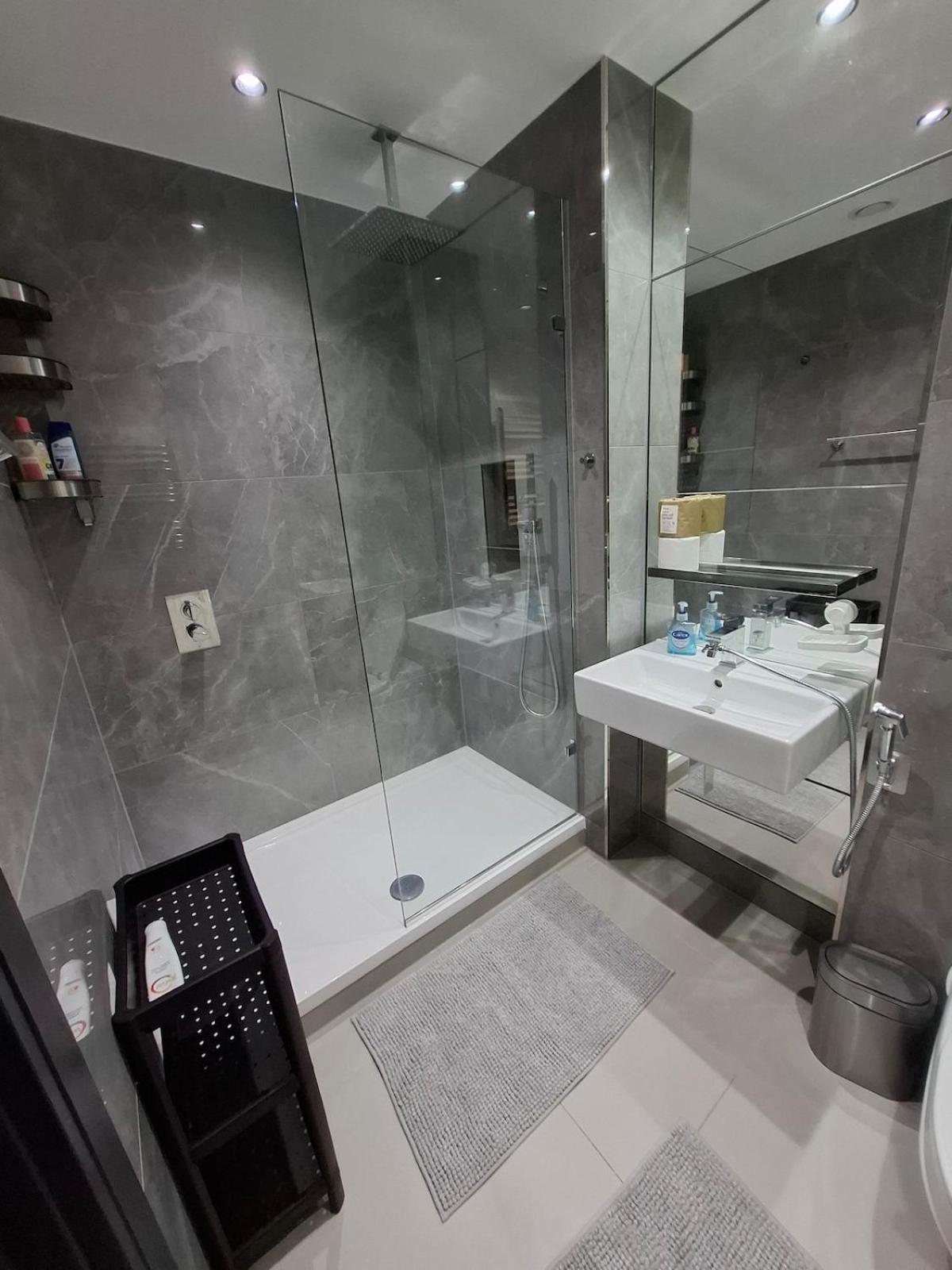 Apartment Luxury 2-bed Flat In Chelsea - Battersea *