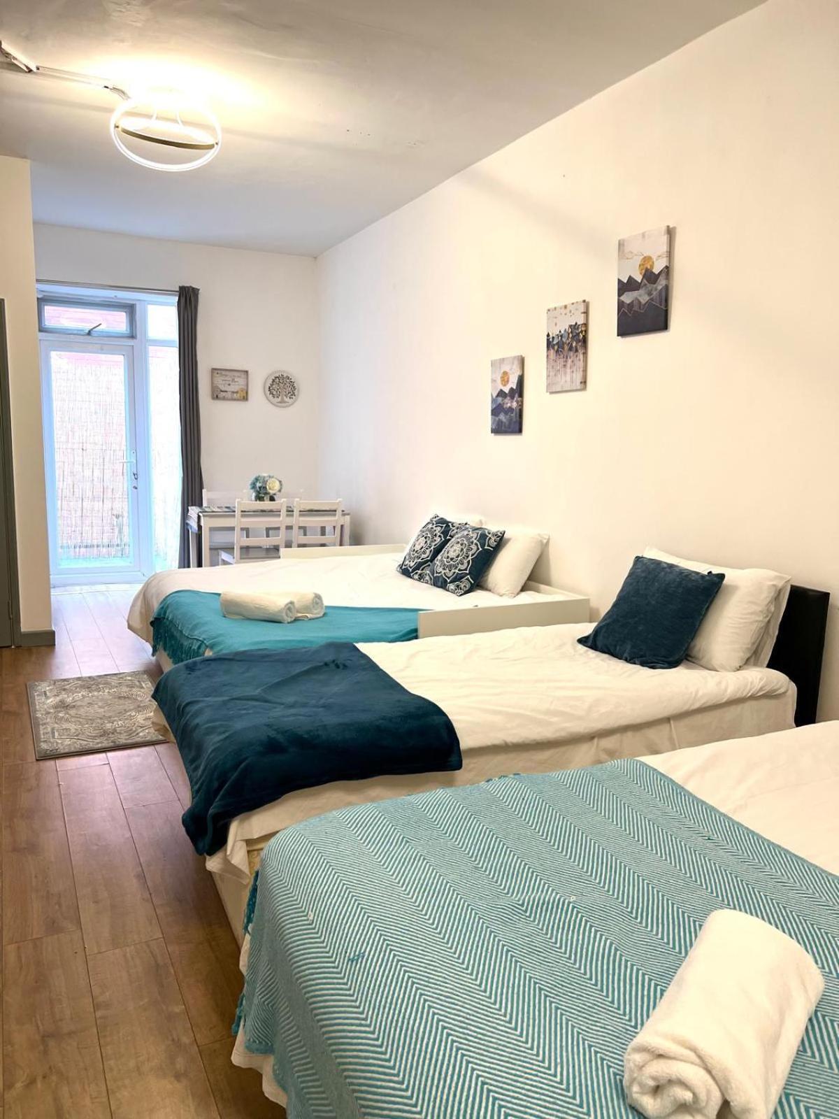 Apartment Specious Flat In A Good Location *