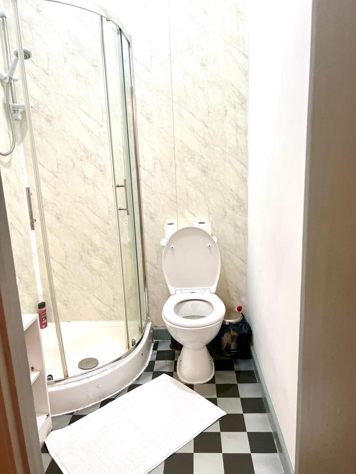 Apartment Specious Flat In A Good Location London