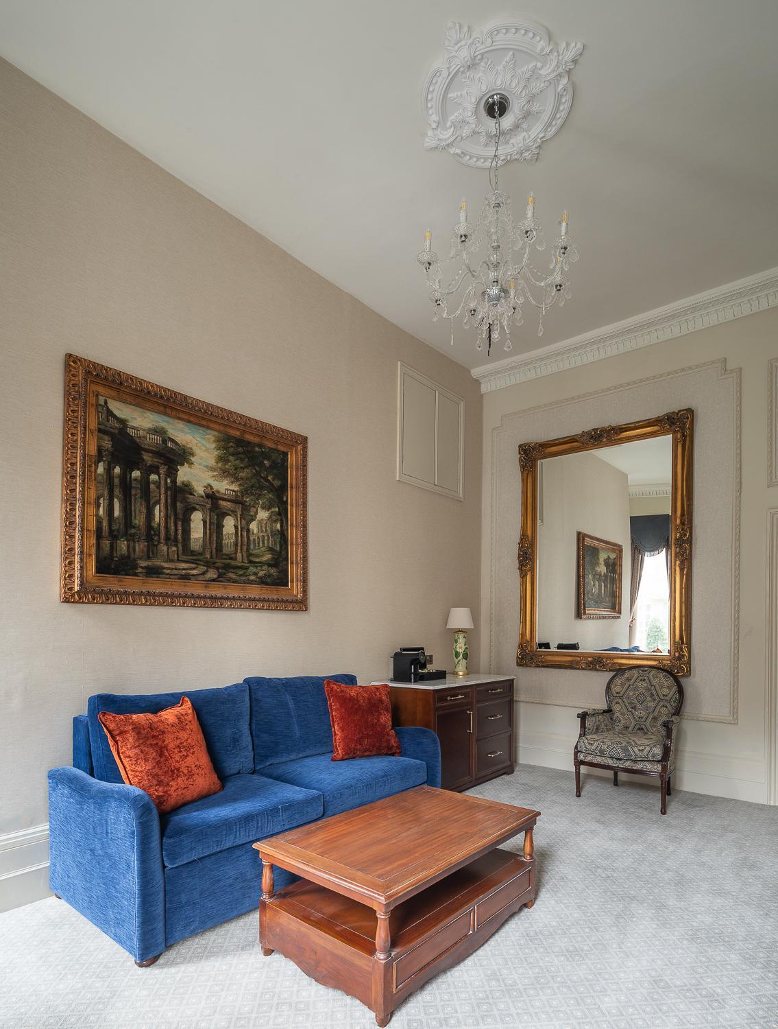 The Leonard London