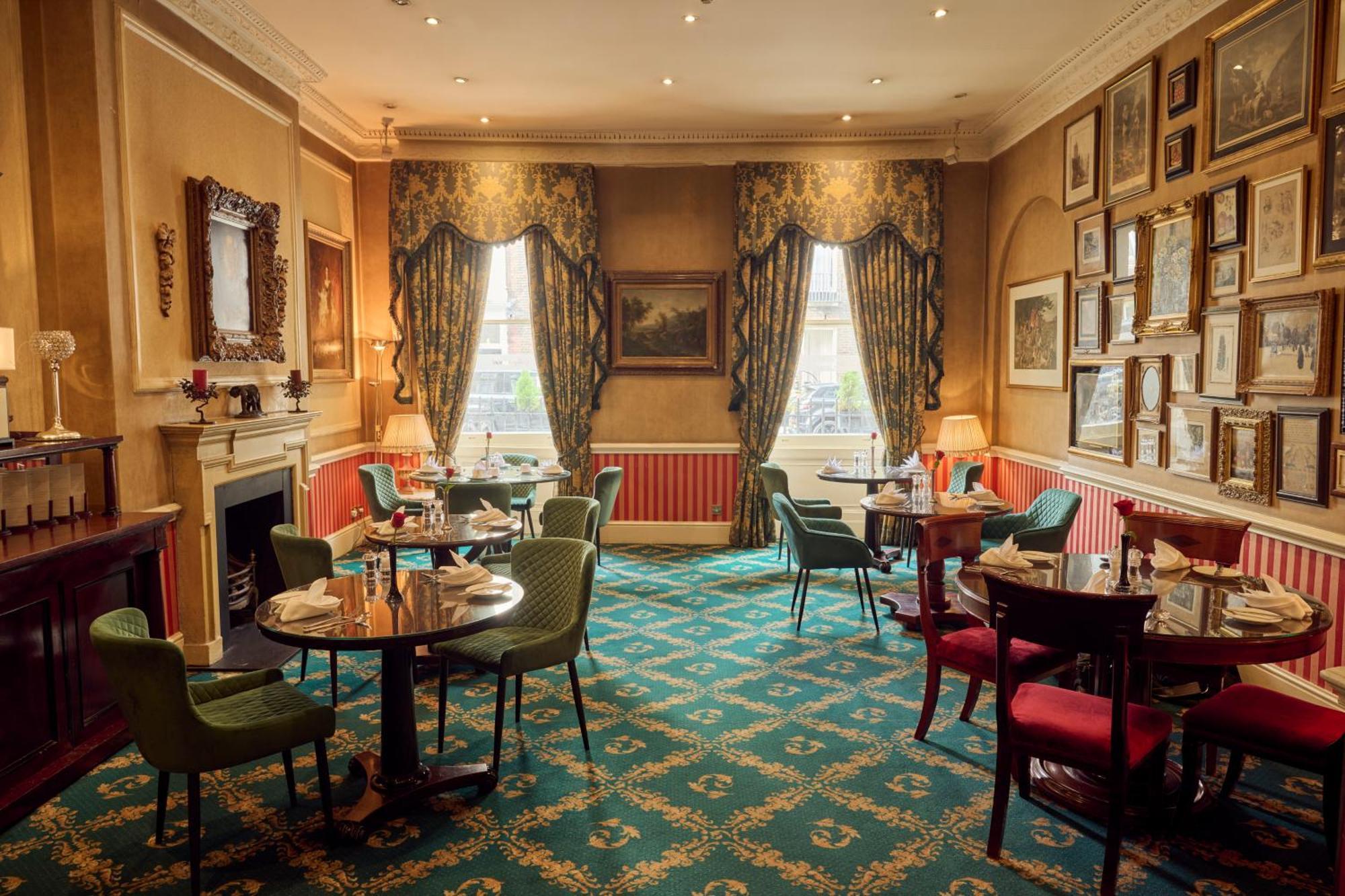 The Leonard Hotel