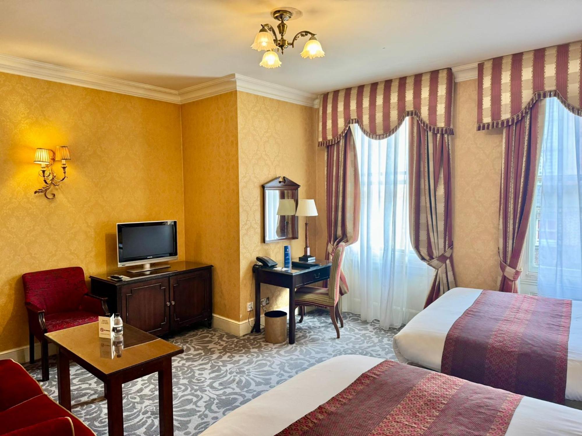 The Leonard Hotel London