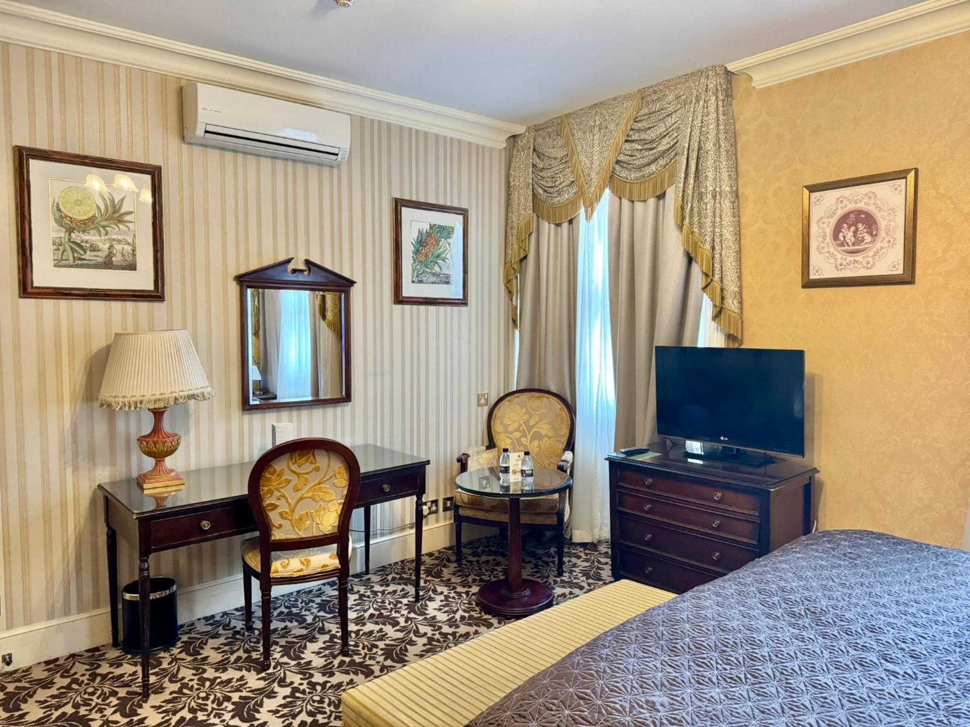 Hotel The Leonard London