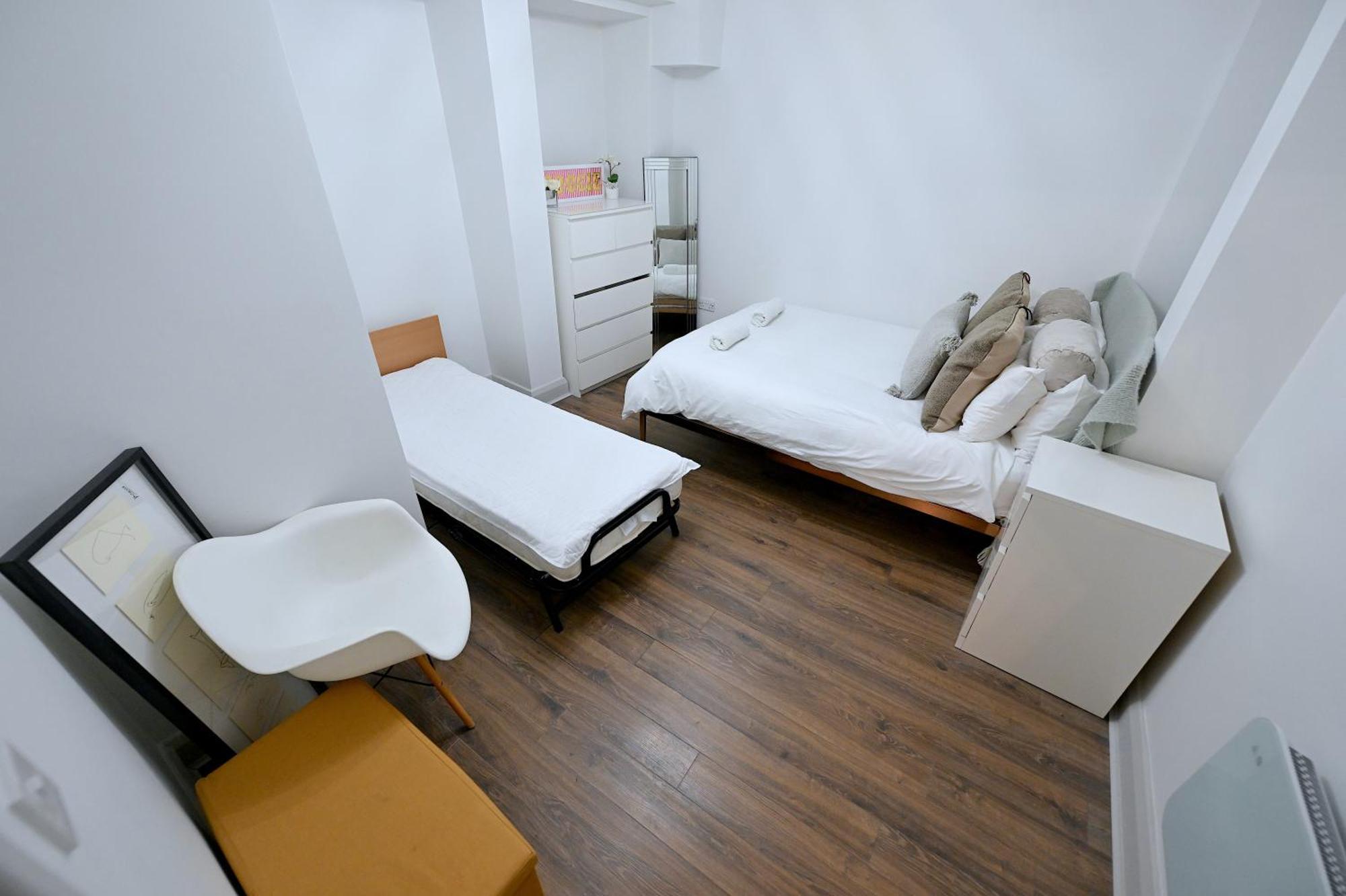 Fully Refurbed 2025 1 Minute To Old Street Station Apartment