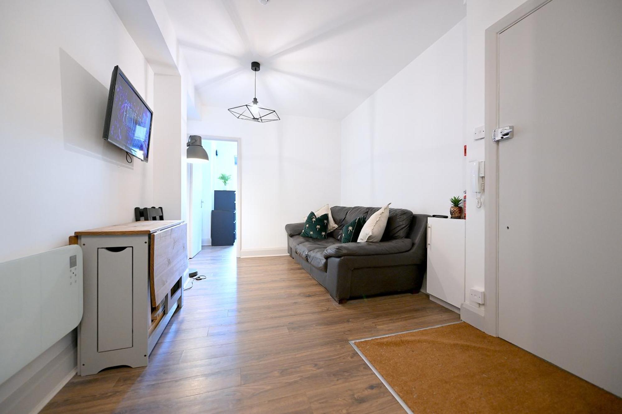 Fully Refurbed 2025 1 Minute To Old Street Station London