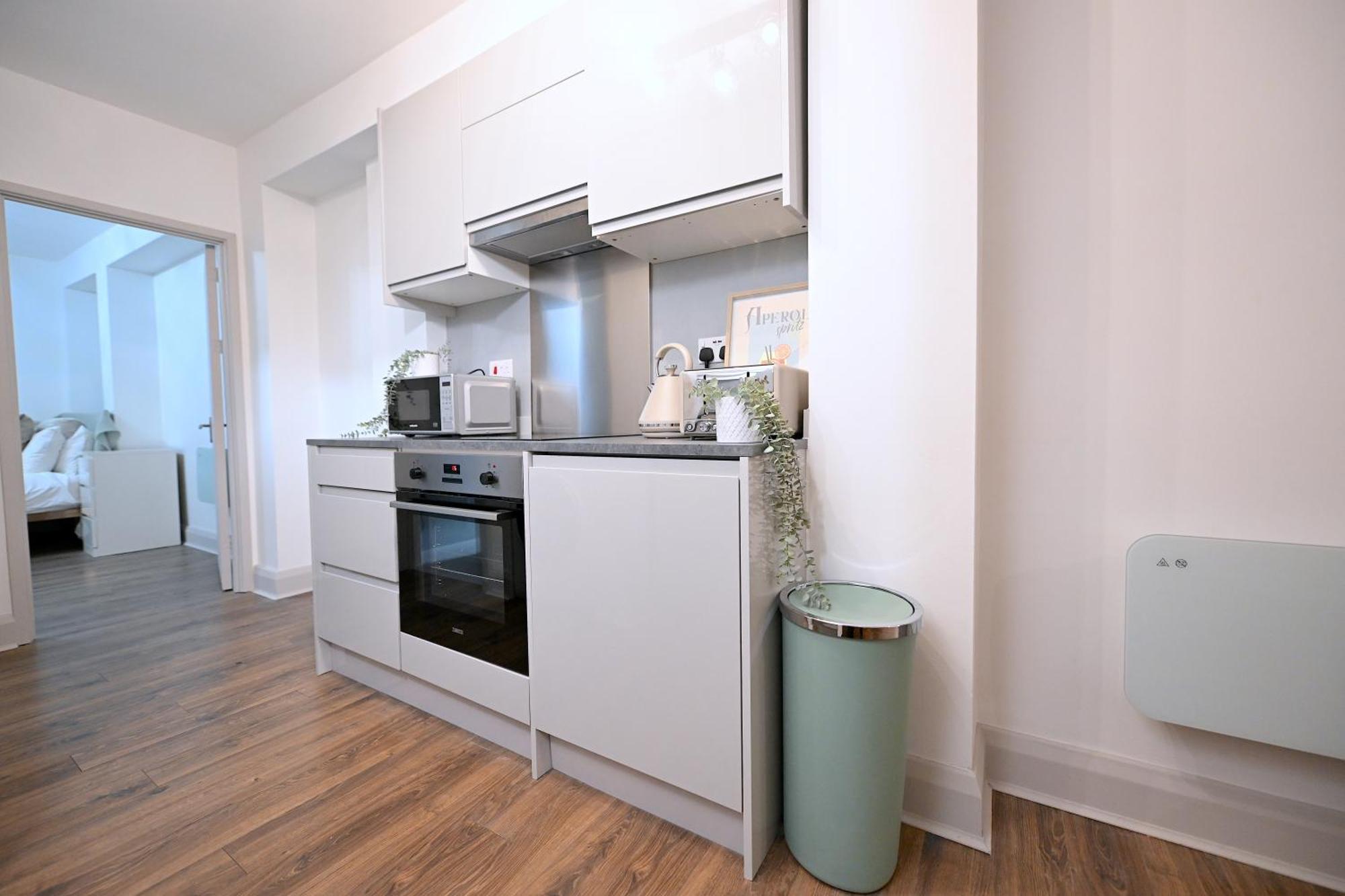 Fully Refurbed 2025 1 Minute To Old Street Station Apartment