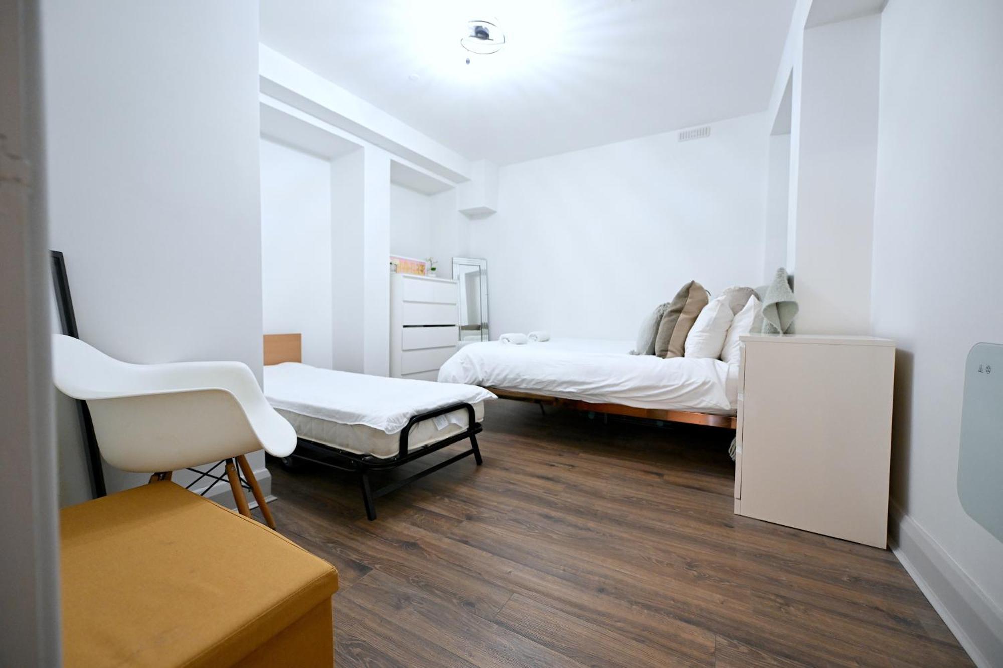 Fully Refurbed 2025 1 Minute To Old Street Station Apartment *