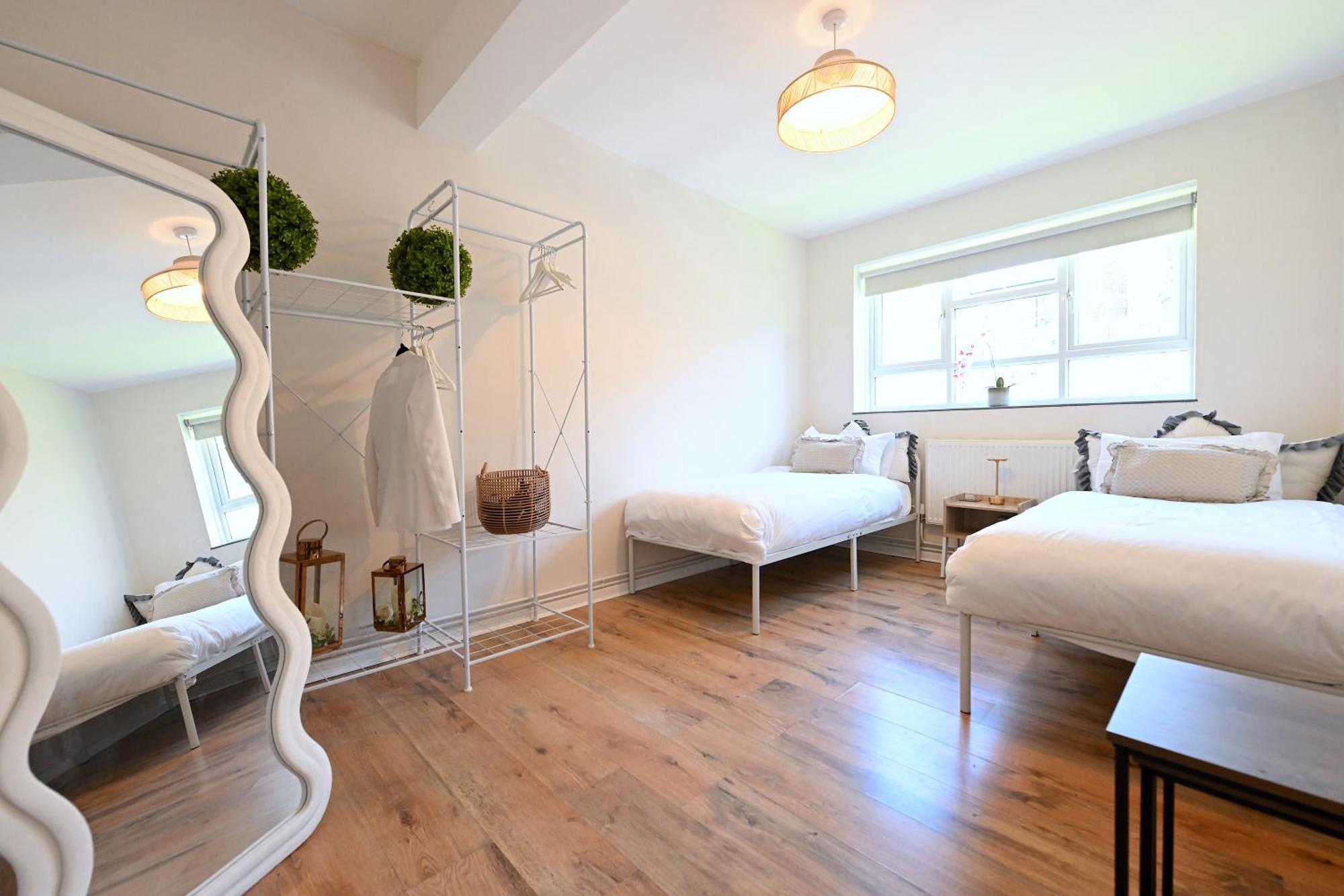 3 Minutes To Tower Of Trendy Shoreditch Recently Refurbished 3 Bedrooms Sleeps 8 Appartement