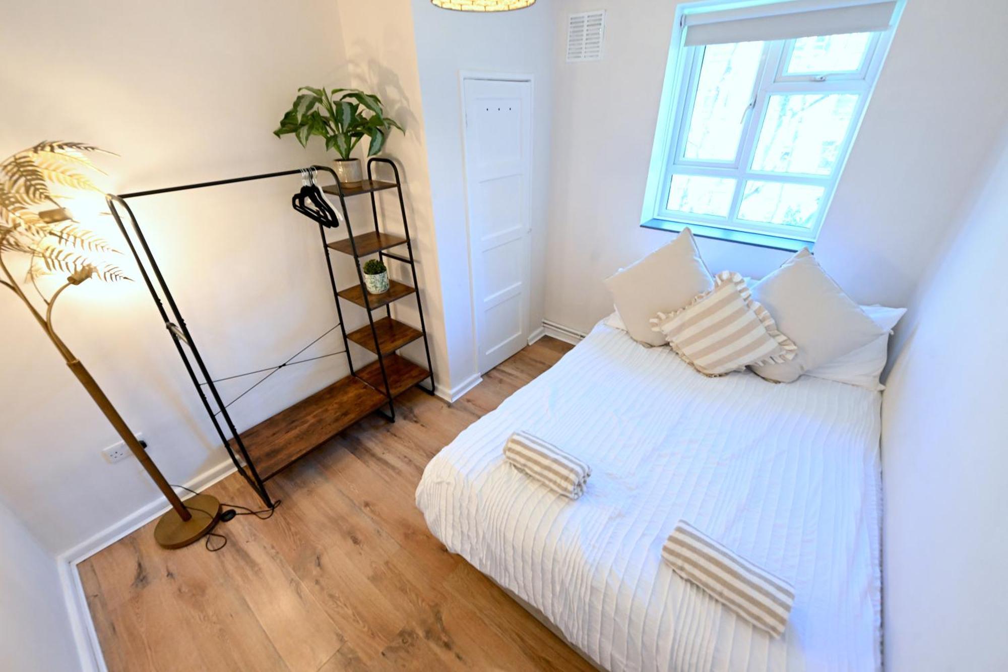 3 Minutes To Tower Of Trendy Shoreditch Recently Refurbished 3 Bedrooms Sleeps 8 Appartement Londen