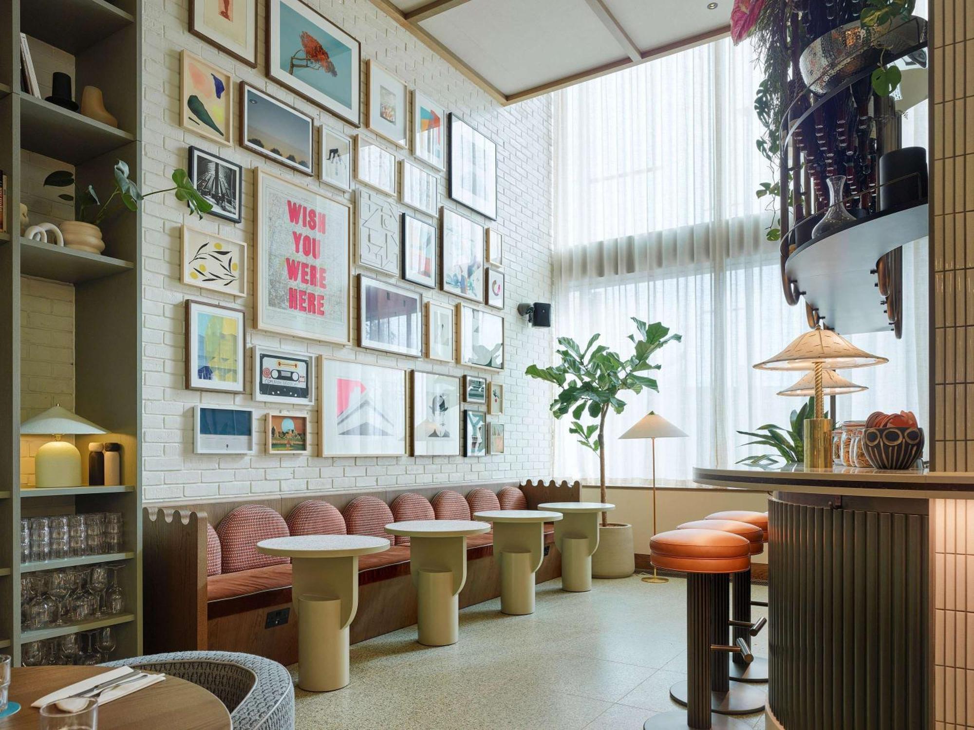 Tribe Canary Wharf Hotel 4*