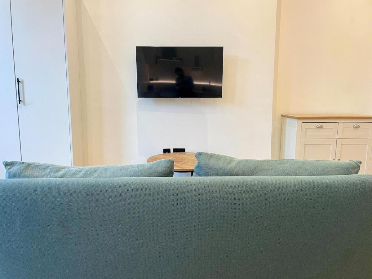 Appartement Fabulous In The Heart Of Kensington Londen