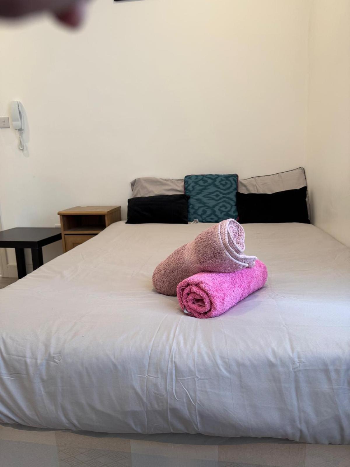 Westmoreland 5 * London