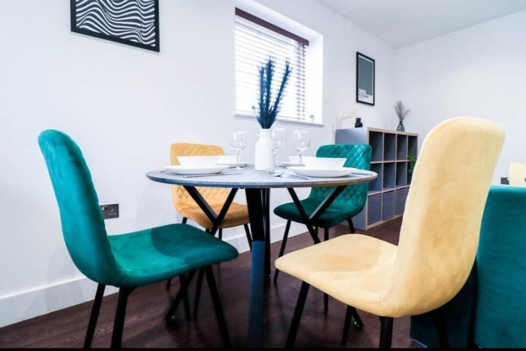 Luxury 2 Bedroom * London