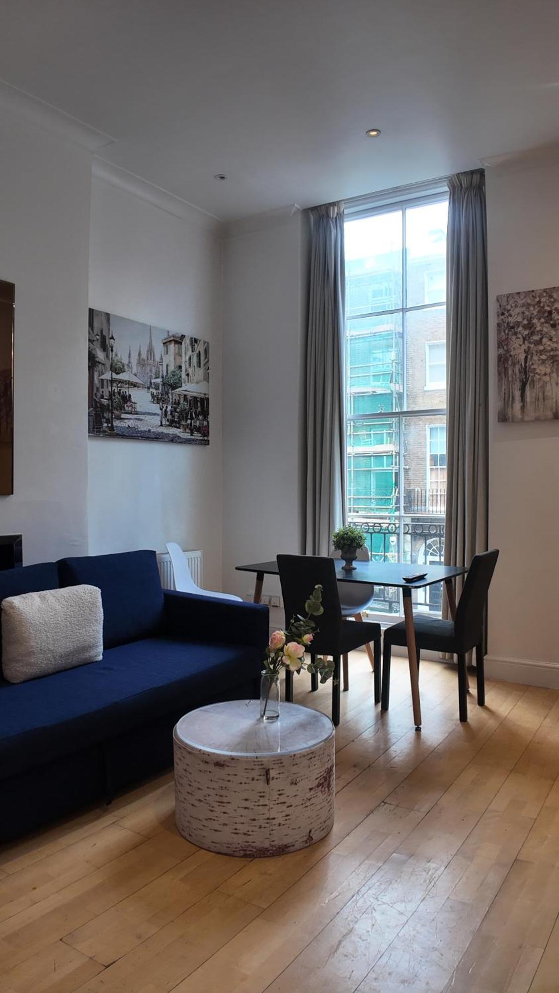 Apartment Cozy Sleep 5 In Berkely Bk3 London