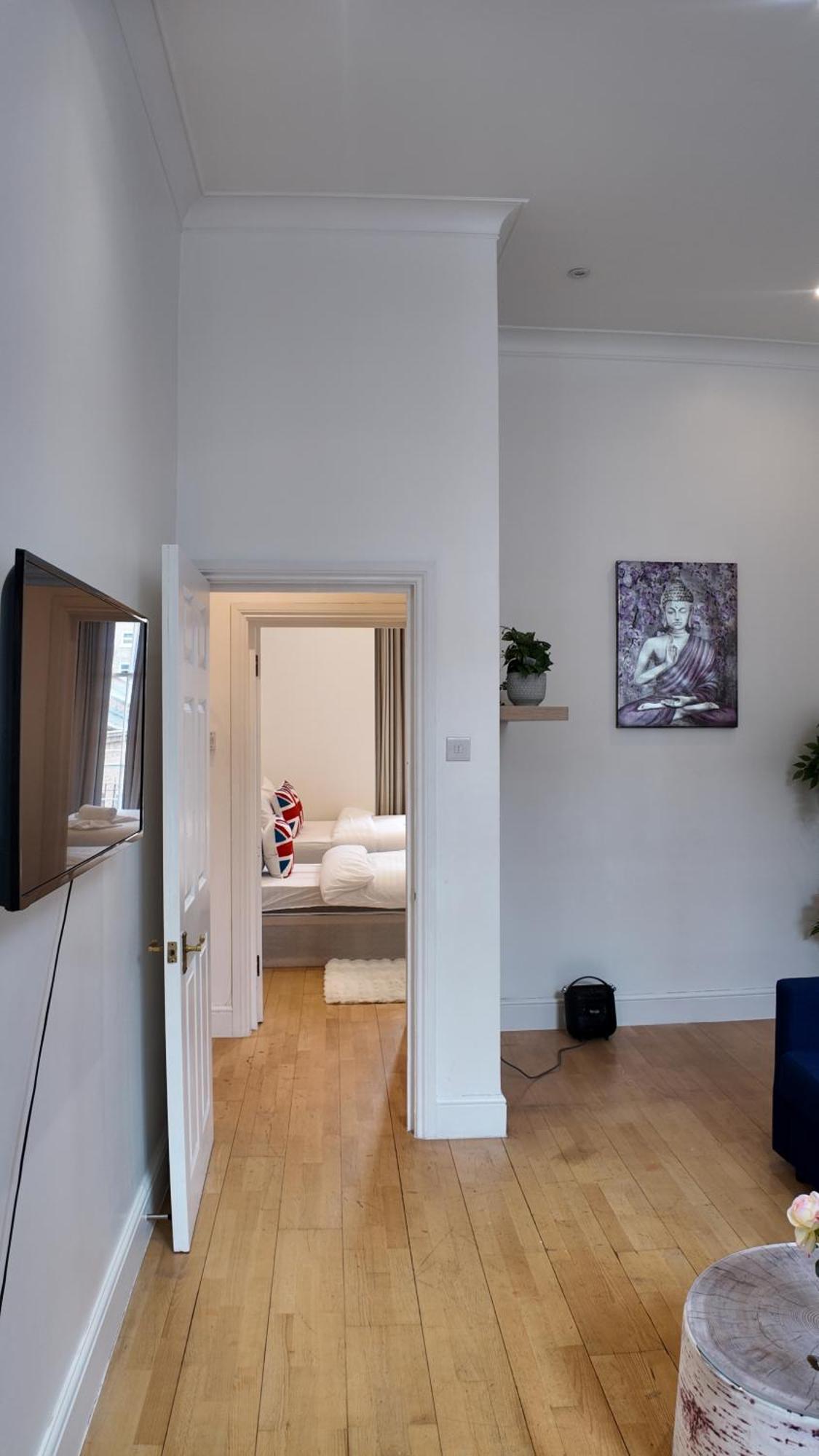 Cozy Sleep 5 In Berkely Bk3 * London