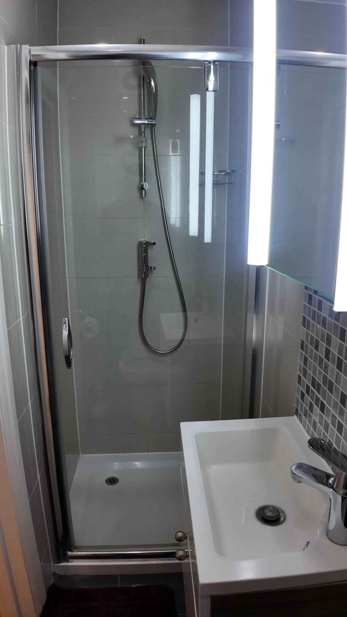 Ideal 2bhk In Upper Berkeley Bk1 Apartment *