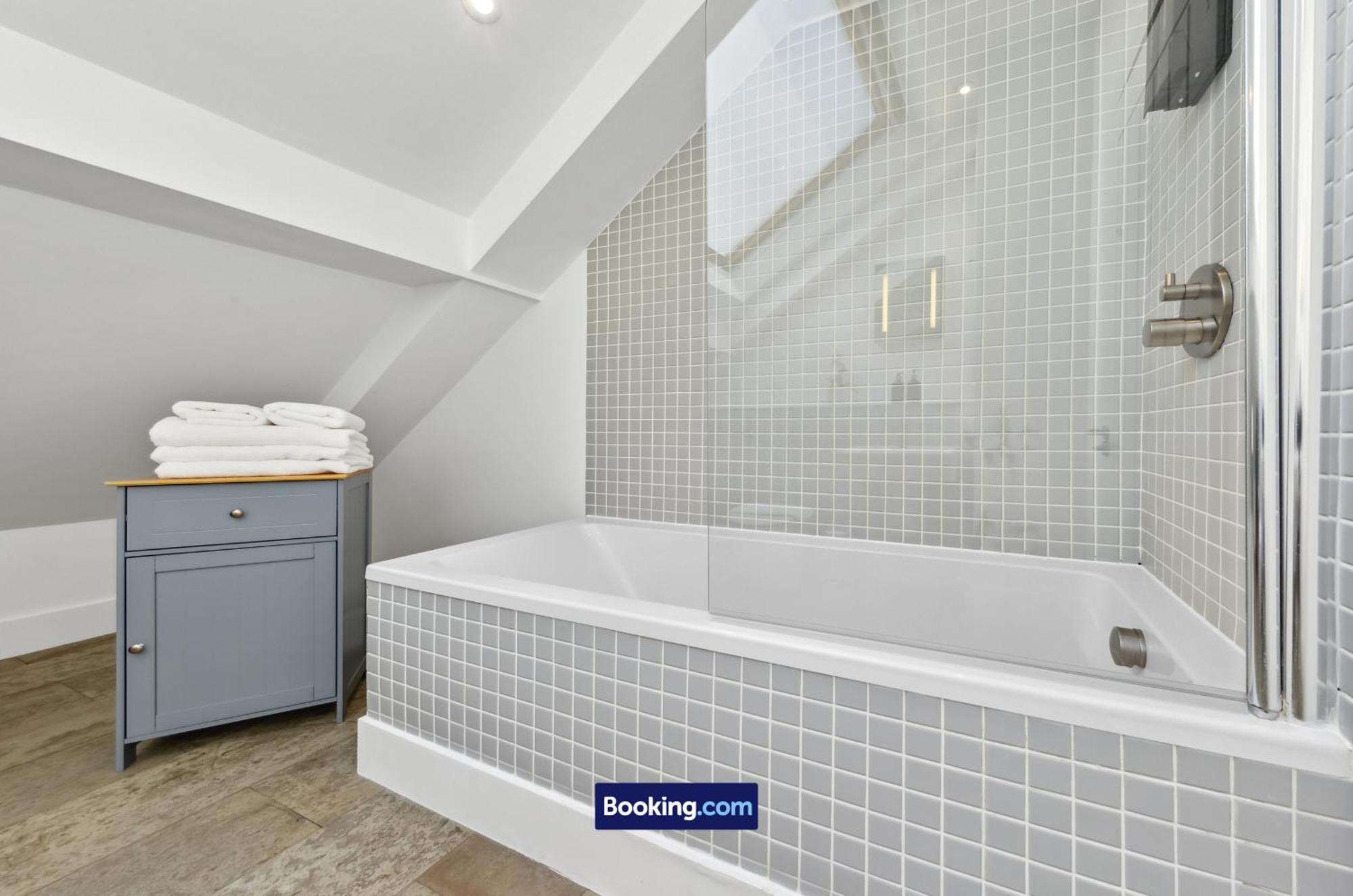 Luxe Farringdon By Smart Short Lets & Serviced With Free Wifi London