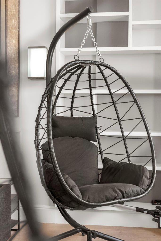 Stylish One Bedroom Apartment
