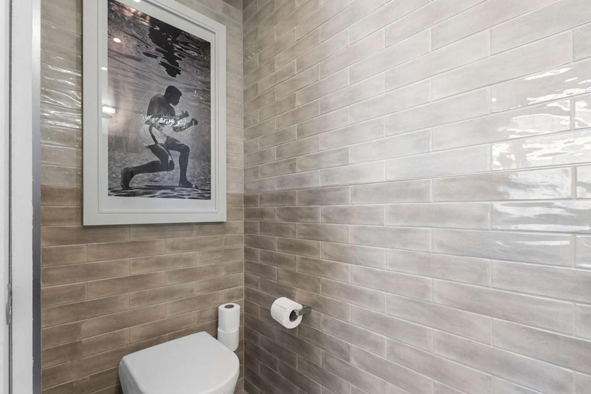 Stylish One Bedroom
