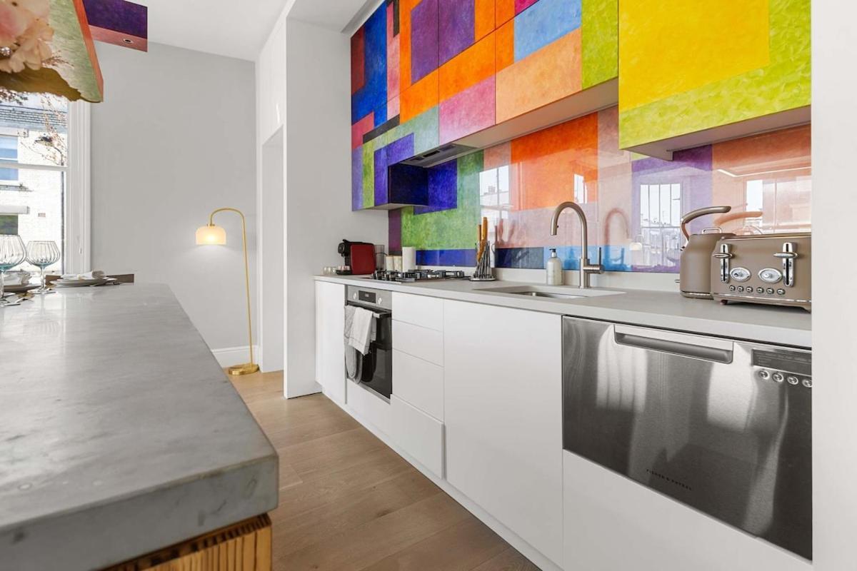Stylish One Bedroom *