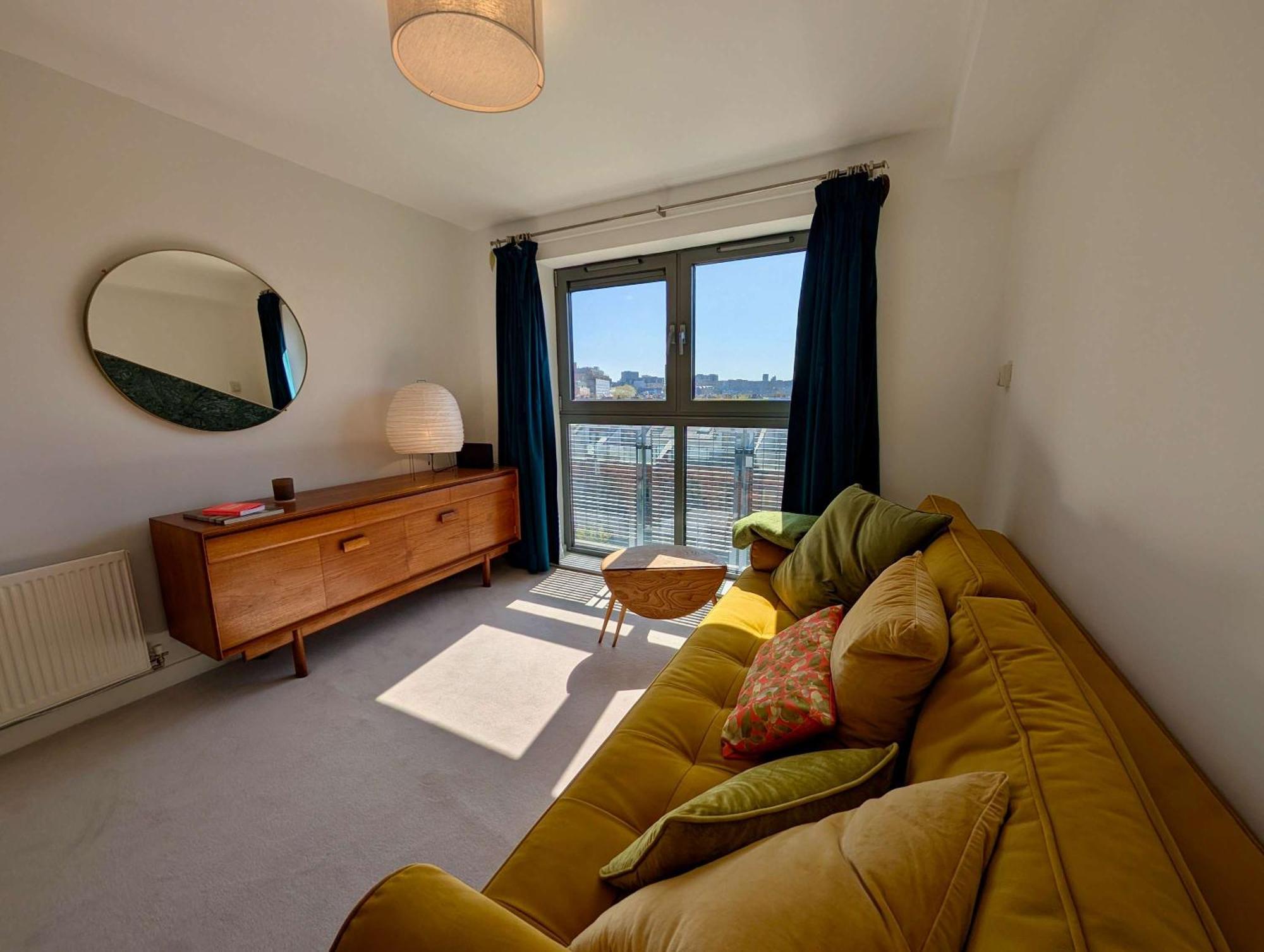 Apartment Chic Flat With Balcony Close To Stamford Bridge
