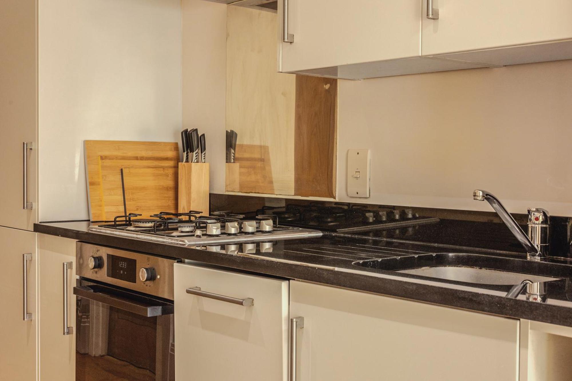Serene 1br Wimbledon With Private Garden & Parking *
