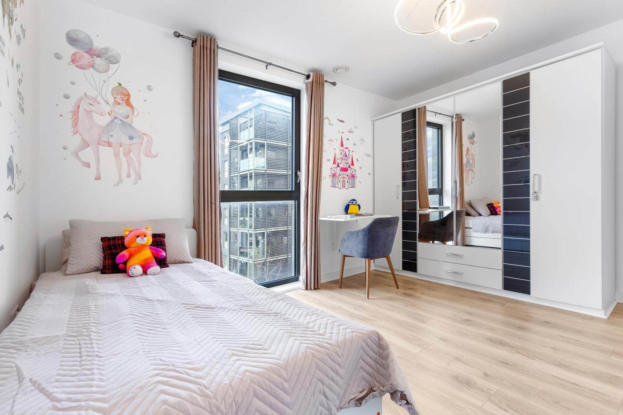 Spacious Modern 2br In The Heart Of Apartment *