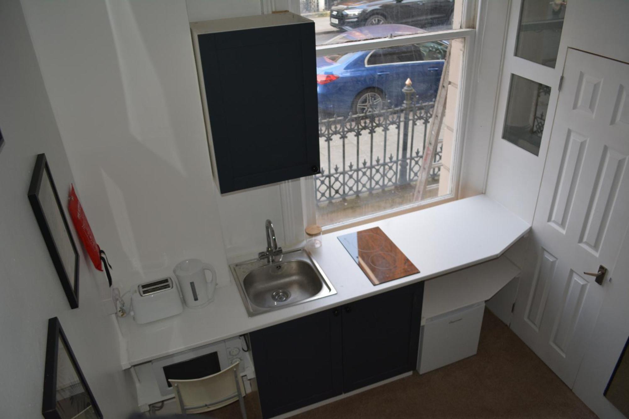 Regent Court Kensington Apartment London