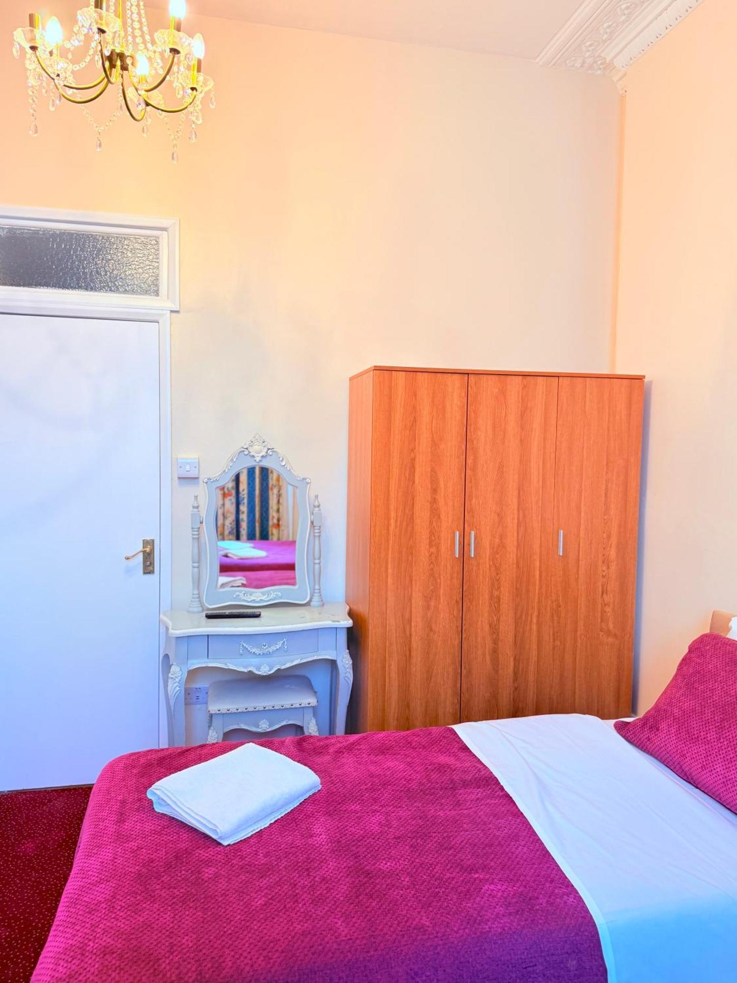 Hotel Albro House 2*