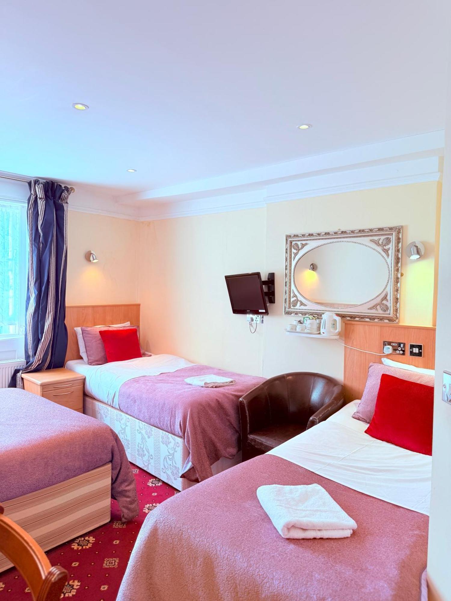 Hotel Albro House 2*