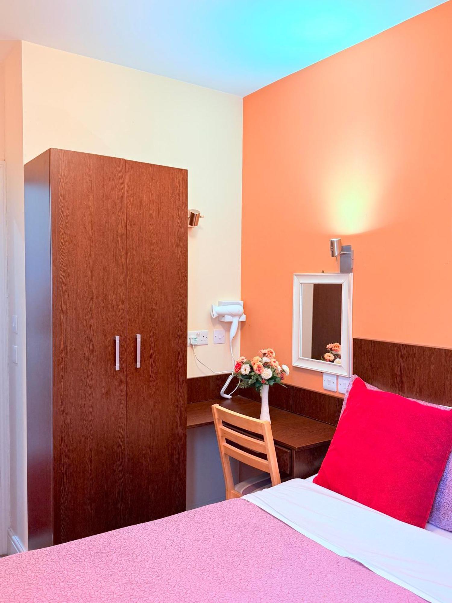 Albro House 2* London