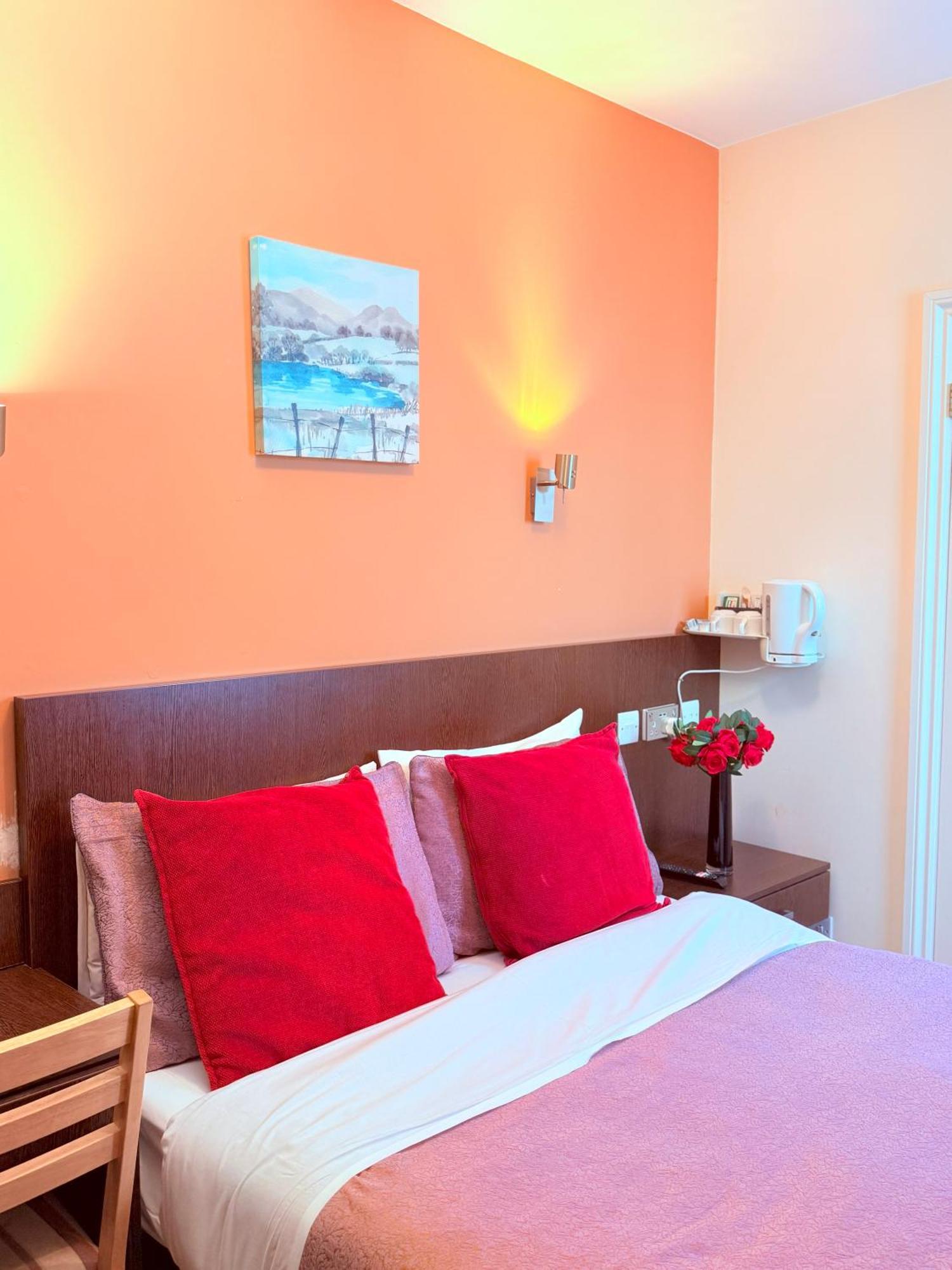 Hotel Albro House