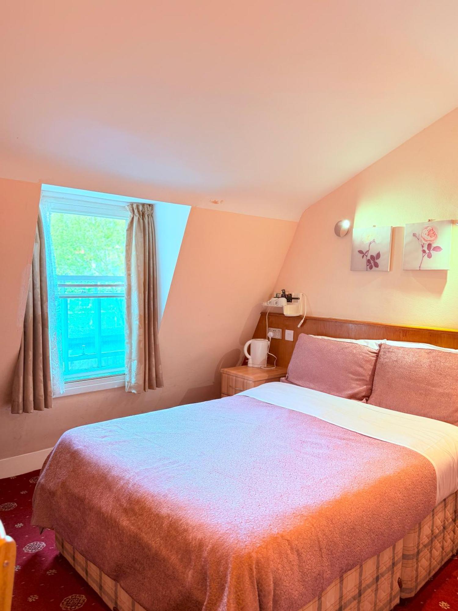 Albro House Hotel 2*
