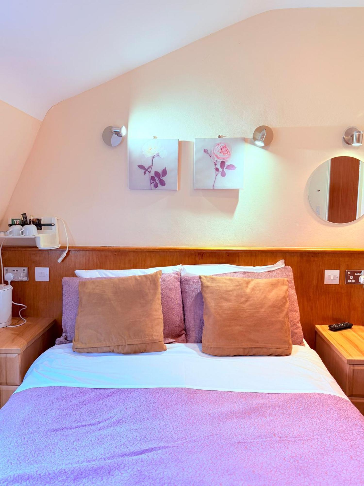 Hotel Albro House 2*