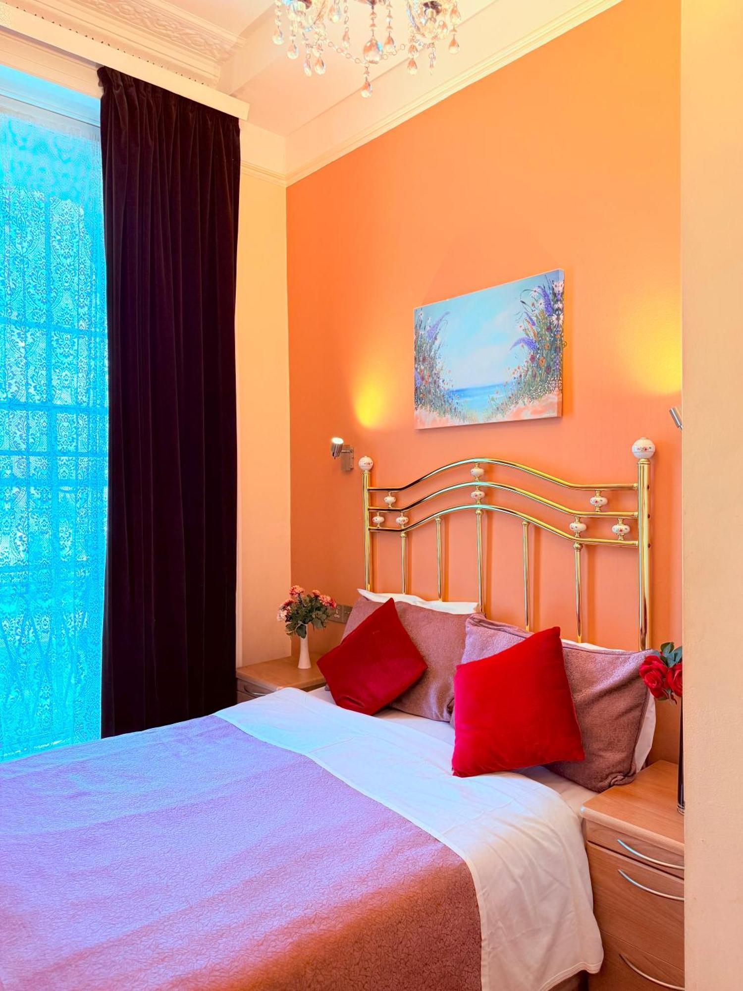 Albro House Hotel