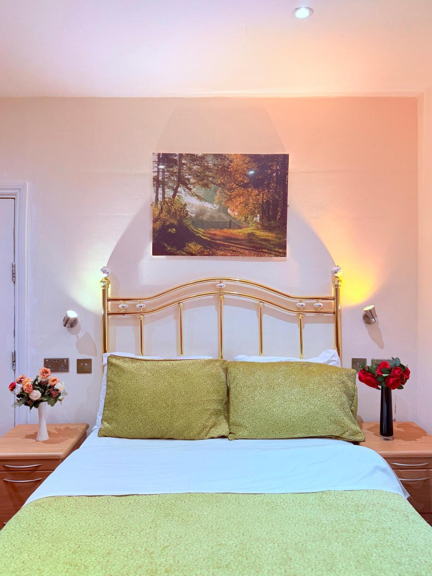 Hotel Albro House