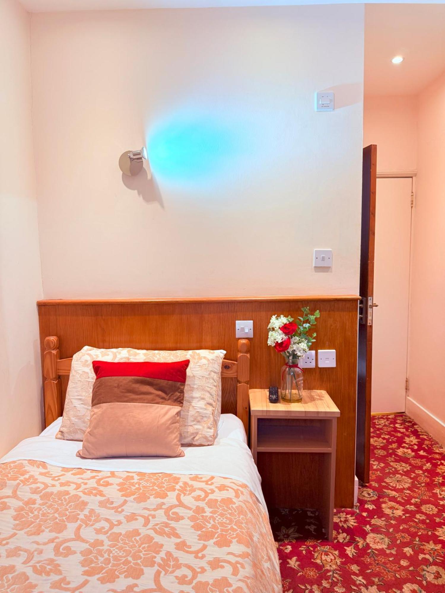 Albro House Hotel