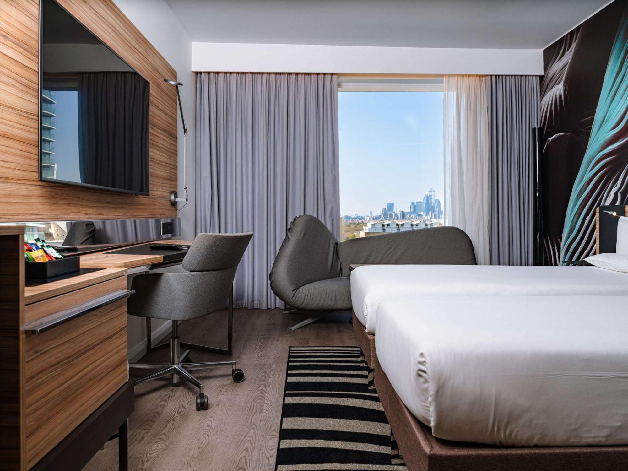 Novotel Canary Wharf Hotell 4*