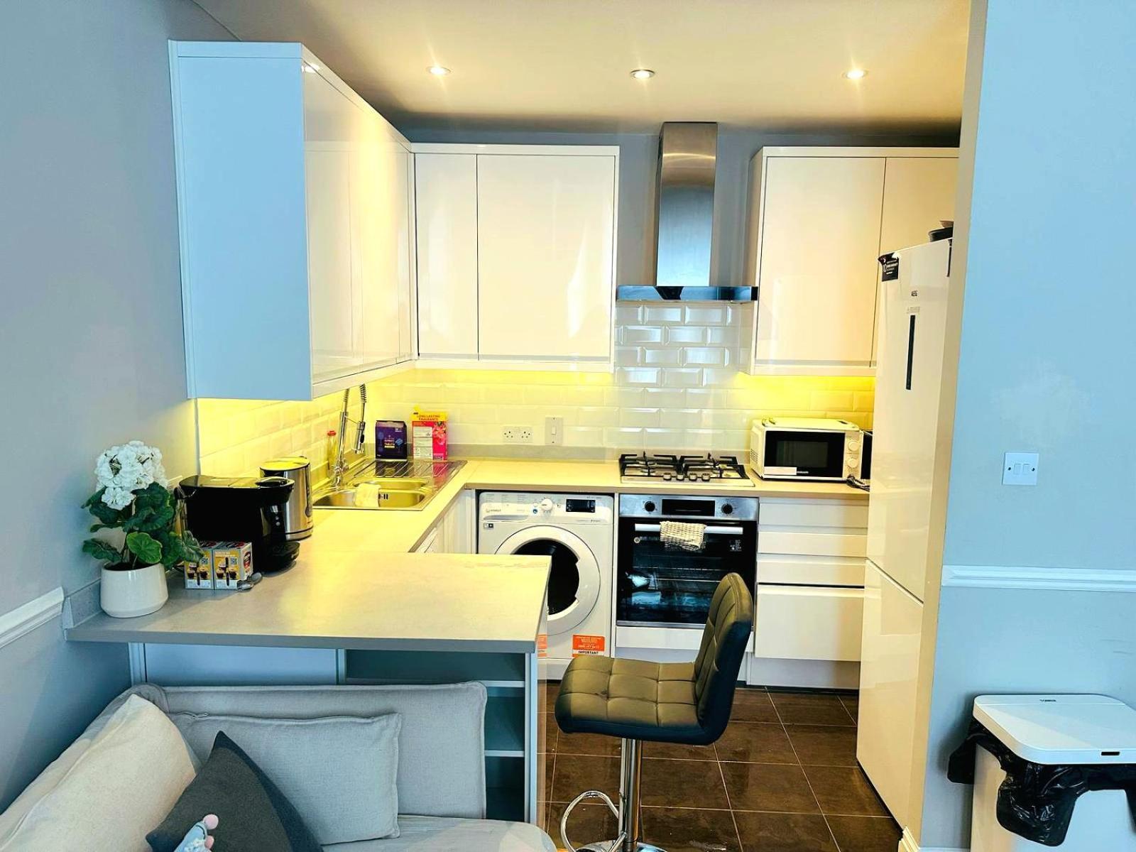 Lovely Around Kensington And Chelsea Locations W8 Sw5 Sw3 Sw10 By Ricky & Giustina London