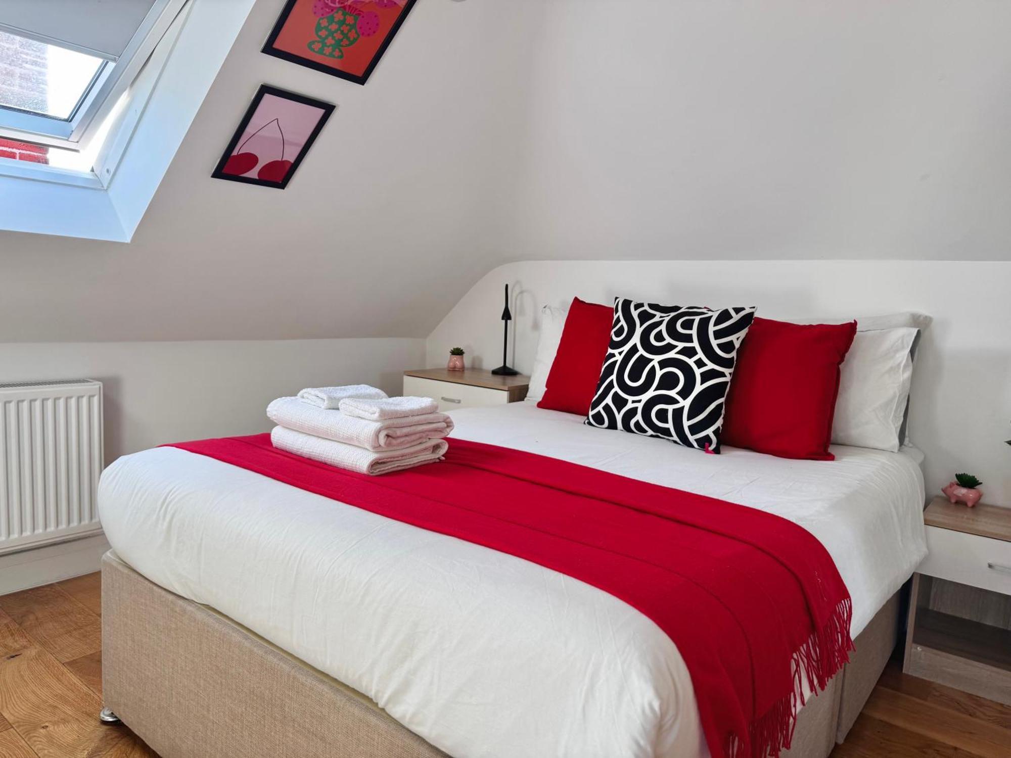 Gasthuis En-suites With Free Parking 30min To Londen