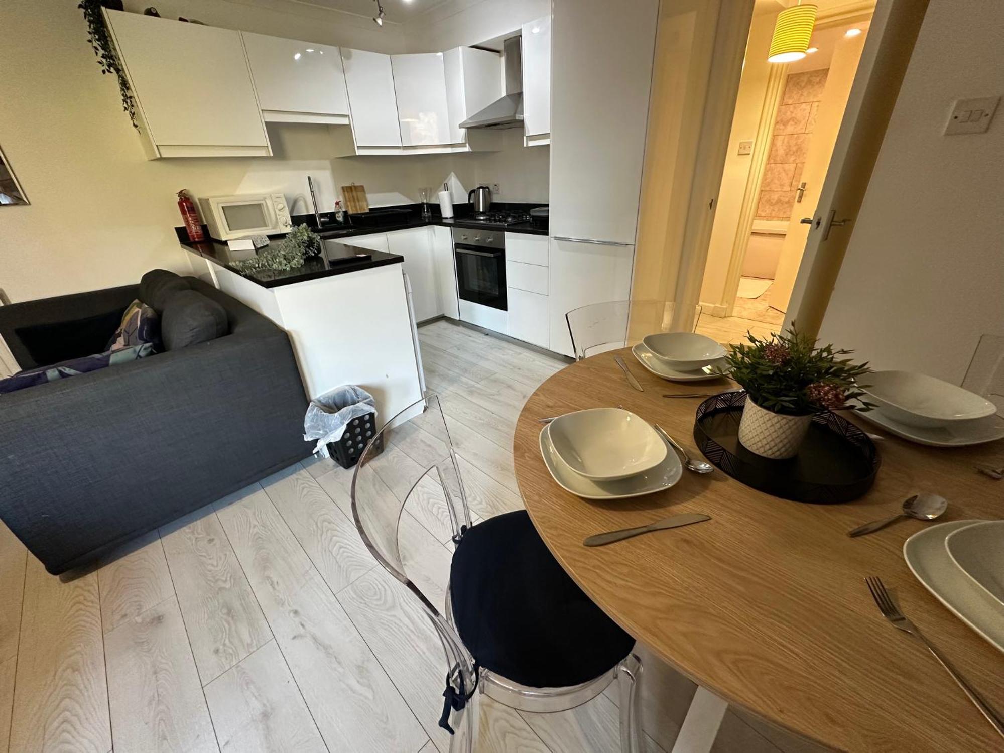 Apartment Tower Bridge King Bed En-suite With Parking And Balcony London