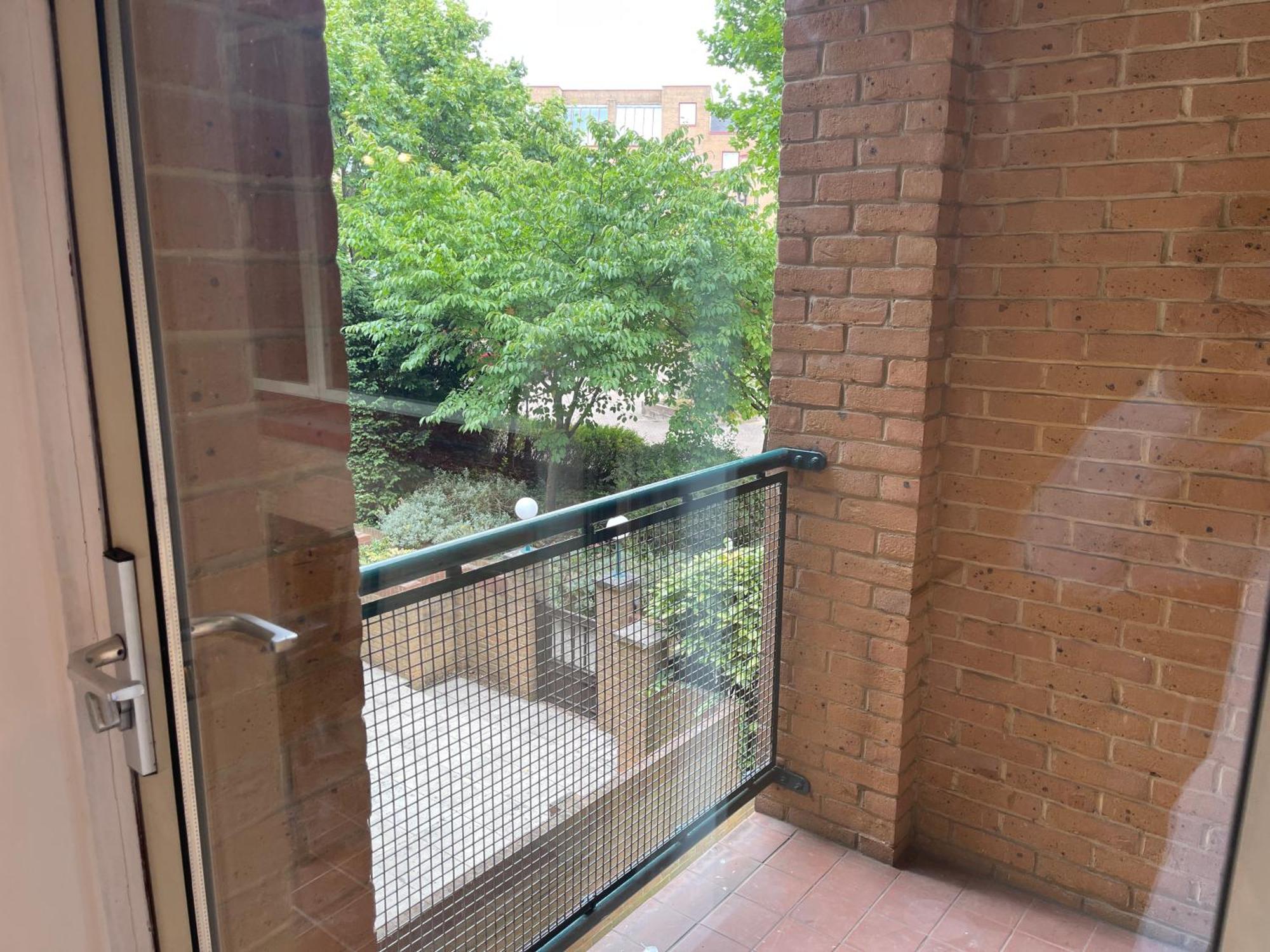 Tower Bridge King Bed En-suite With Parking And Balcony Apartment