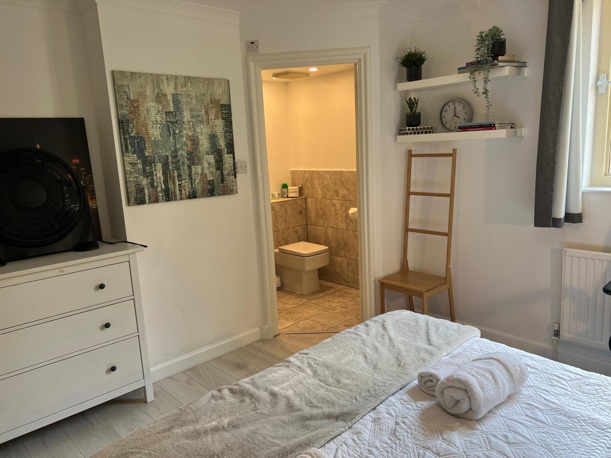 Tower Bridge King Bed En-suite With Parking And Balcony Leilighet *
