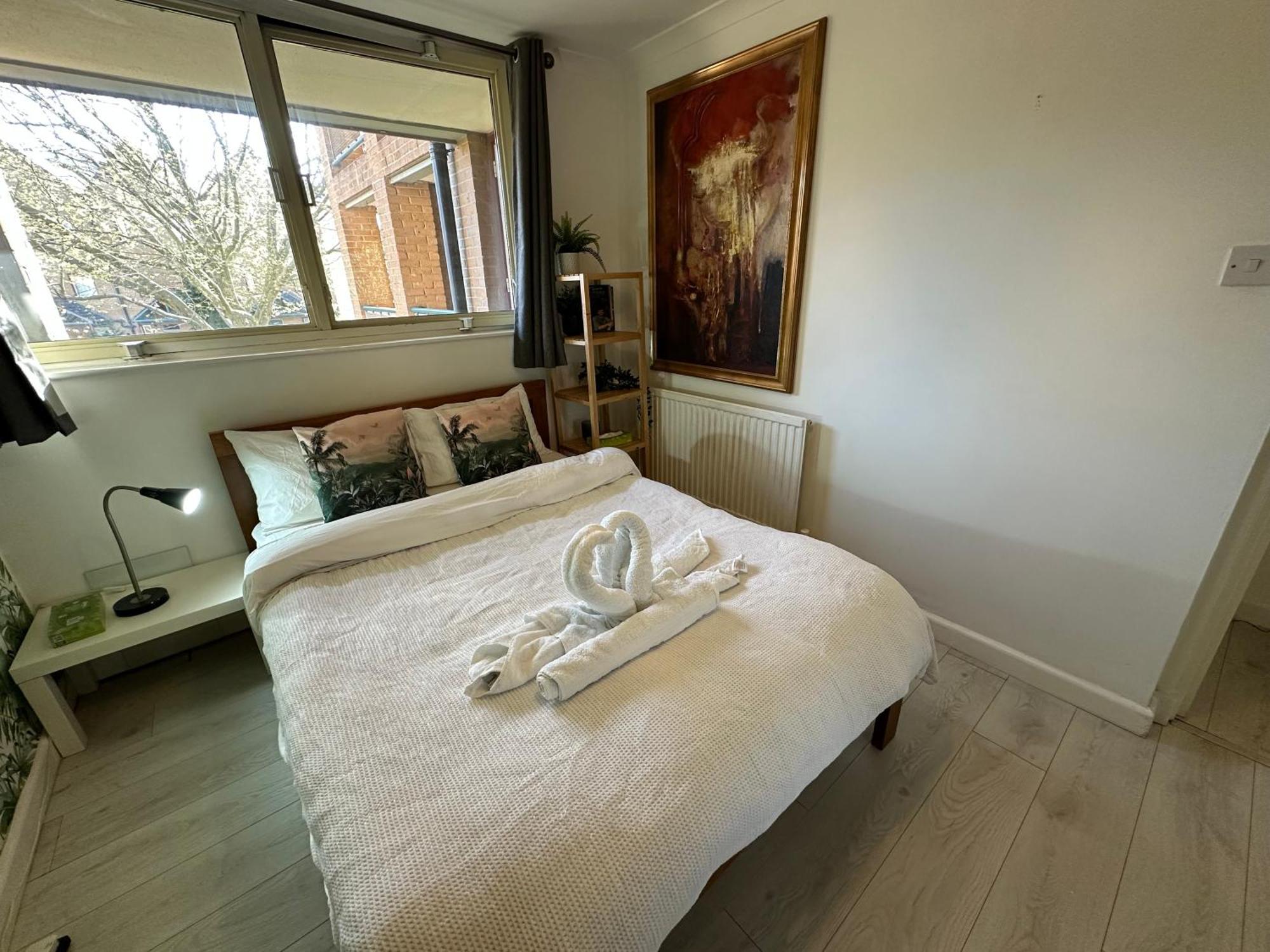 Tower Bridge King Bed En-suite With Parking And Balcony * London