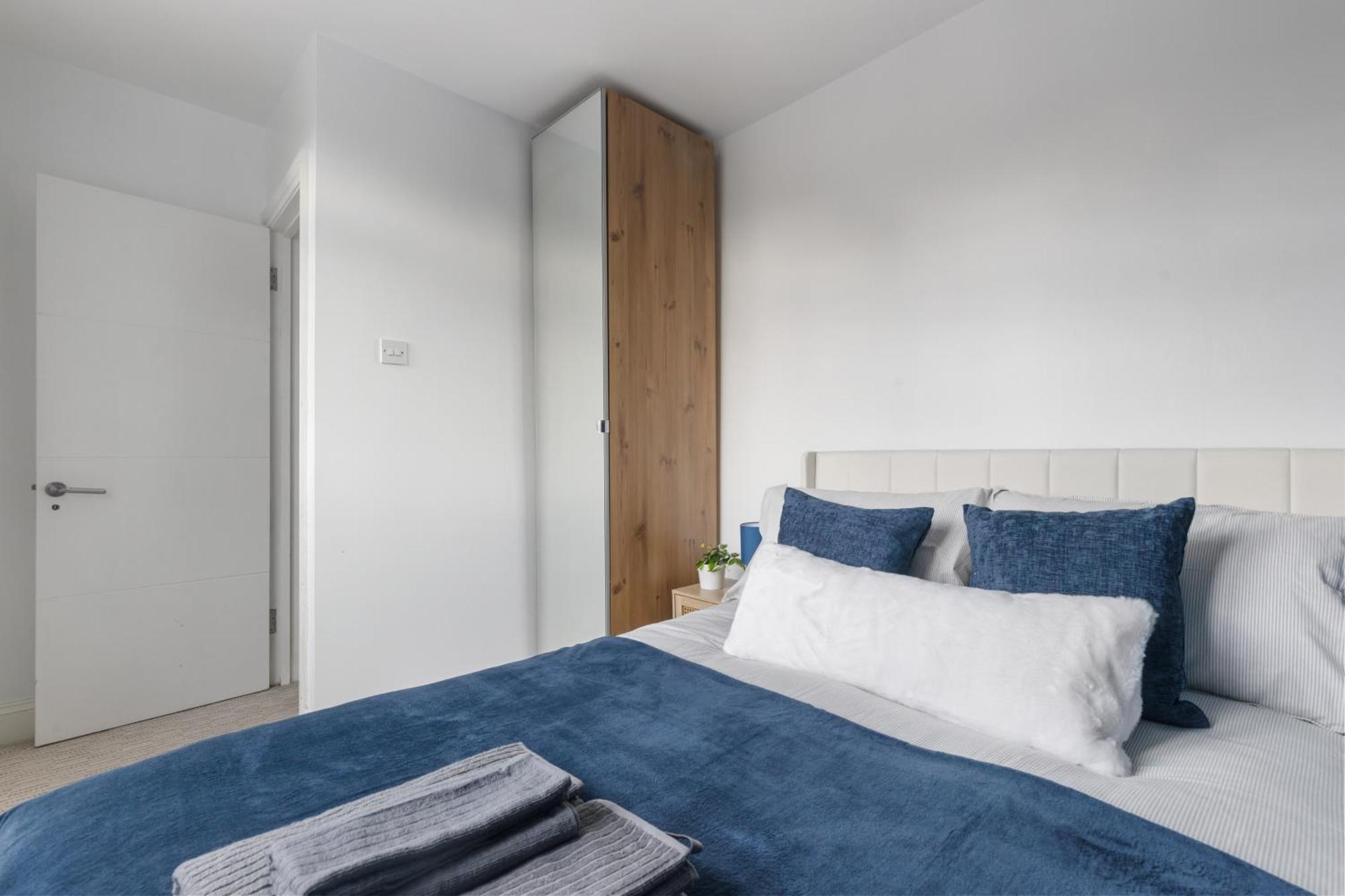 Stunning 3bd With Garden & Free Parking