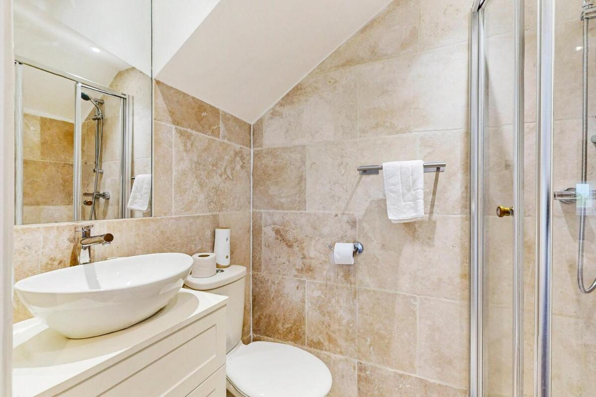 Modern 3br Apt,25 Min To Aeltc Tennis Championship Leilighet