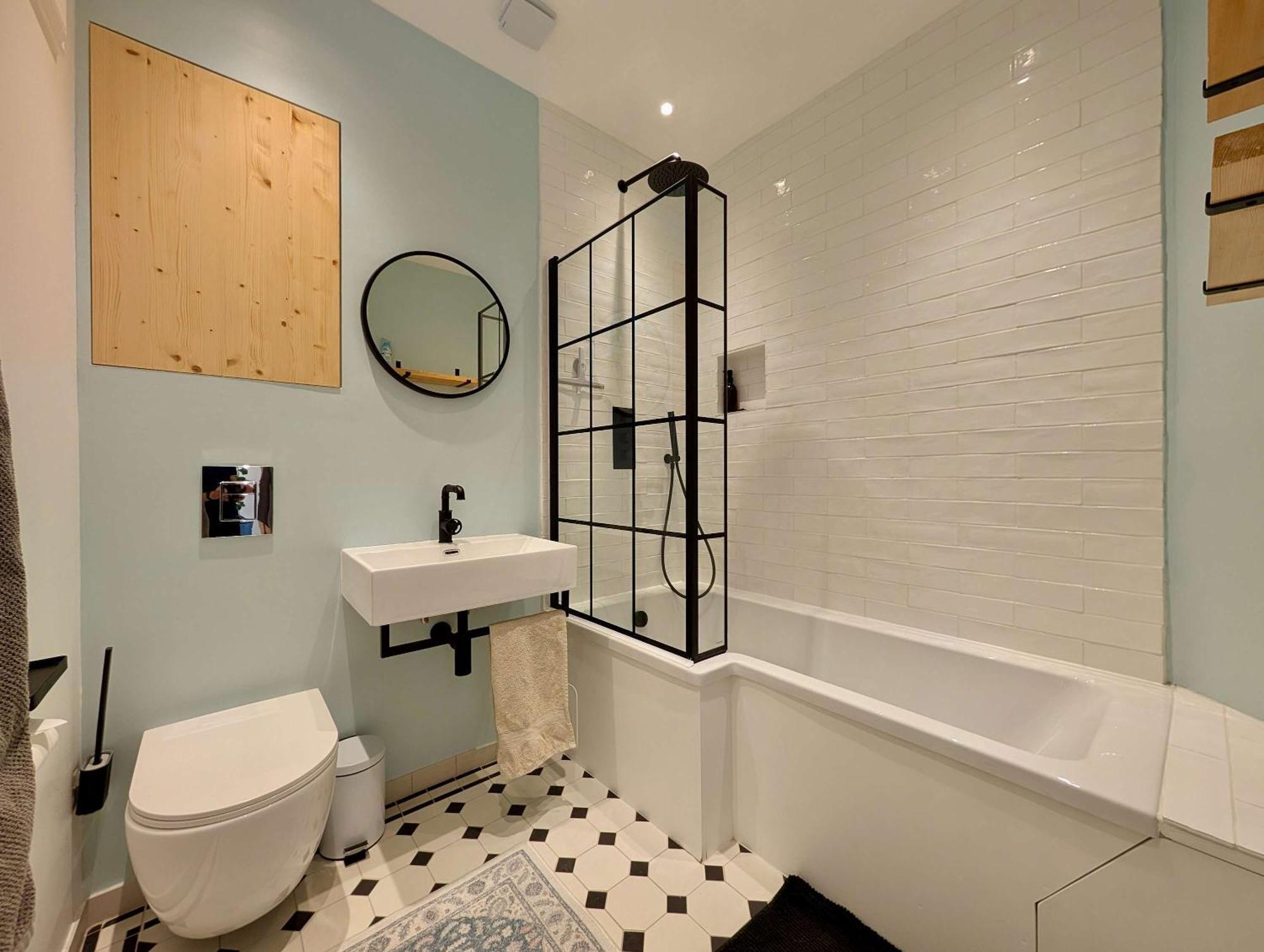 Apartment Chic With Backyard Near Emirates Stadium *