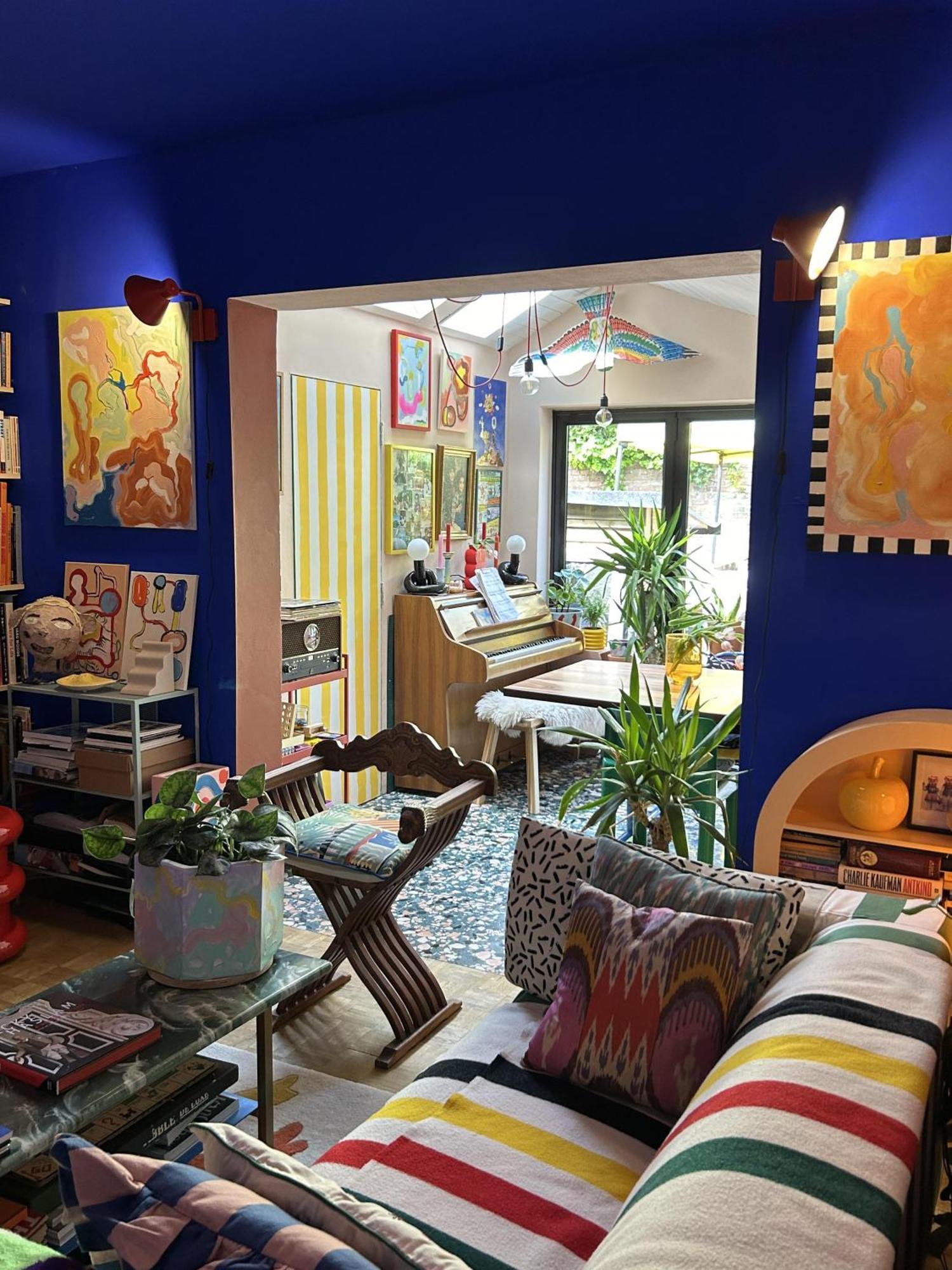 Klein House Clapton Sleeps 2-piano-patio-mirrorbed Leilighet